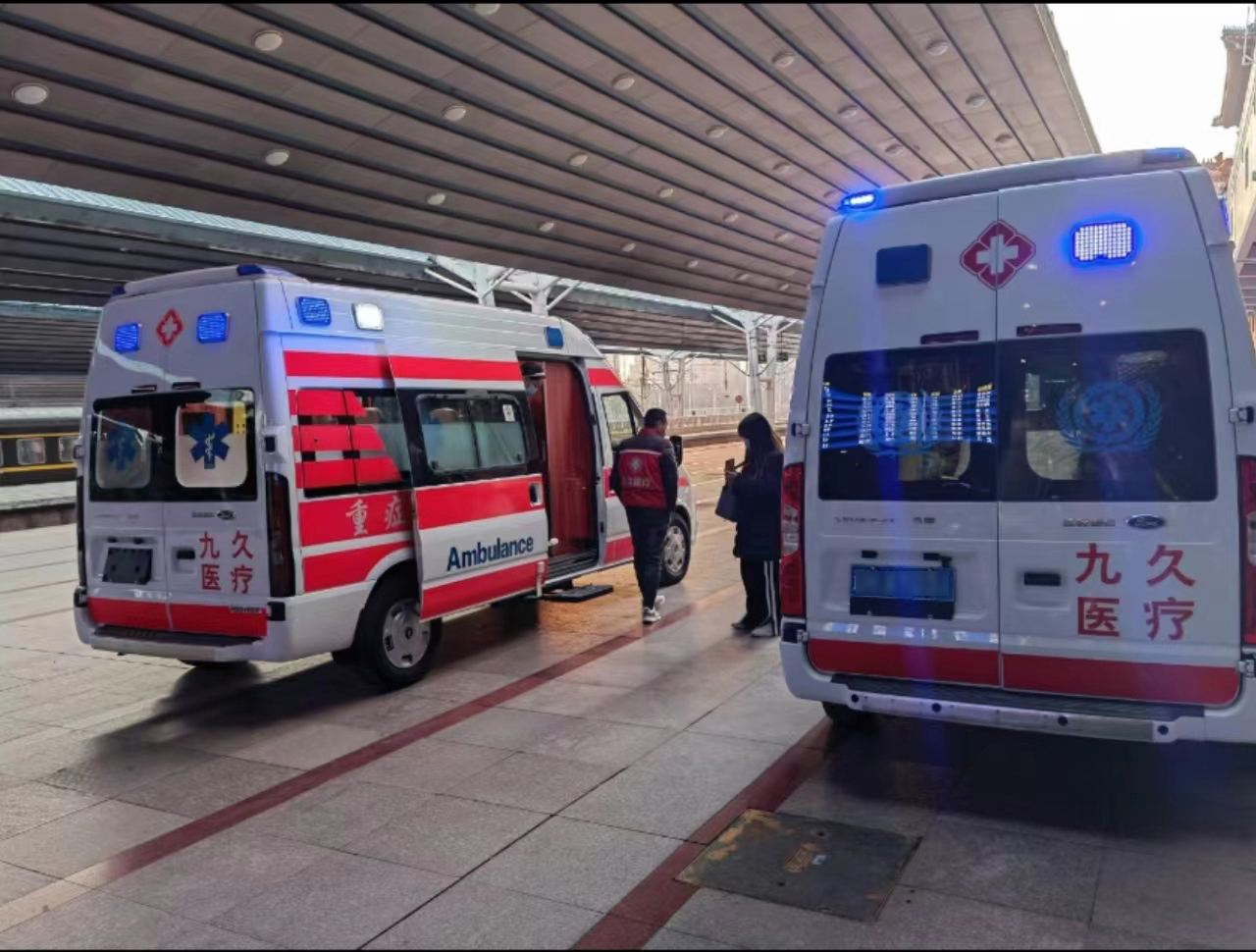 虎林市救护车长途转运